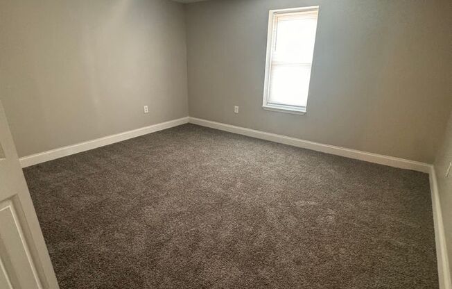 1 bed, 1 bath, 800 sqft, $1,100, Unit 2