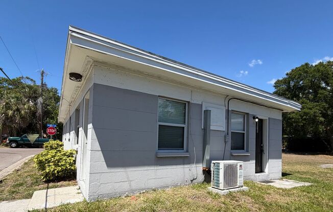 1006 Vine Ave