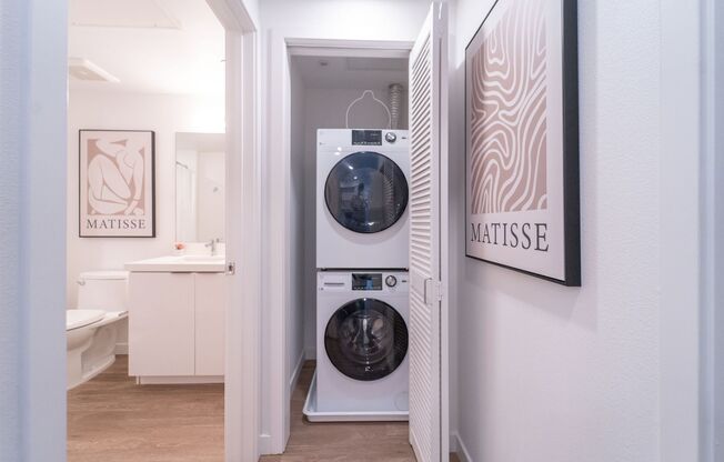 1 bed, 1 bath, 672 sqft, $3,195, Unit 407