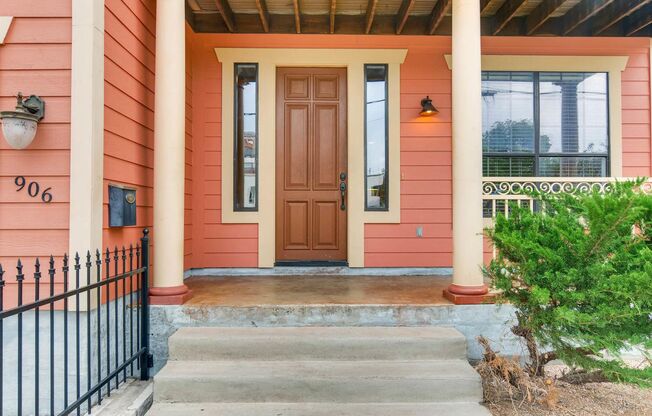 906 Juniper St, Austin, Texas 78702