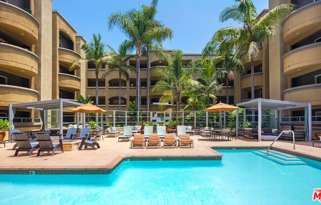 2 beds, 2 baths, 1,016 sqft, $4,021, Unit 256