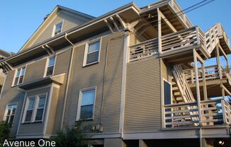625 Summit Ave E Unit 4