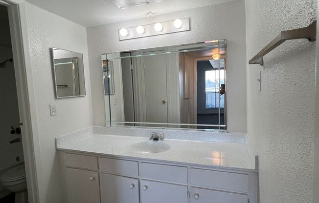 2 beds, 2 baths, 996 sqft, $1,179, Unit 13-079