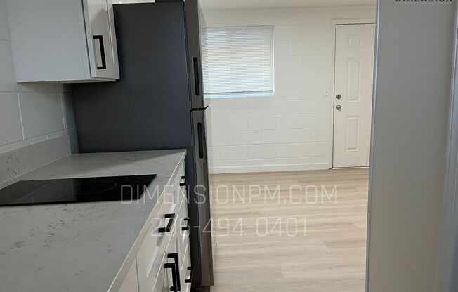 Studio, 1 bath, 209 sqft, $575, Unit Unit 033