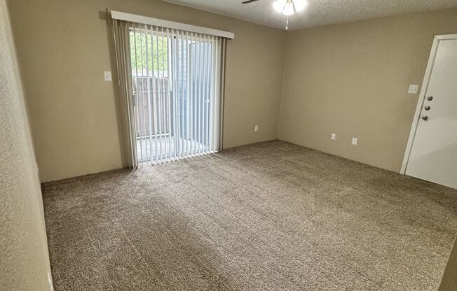 1 bed, 1 bath, 615 sqft, $885, Unit 401