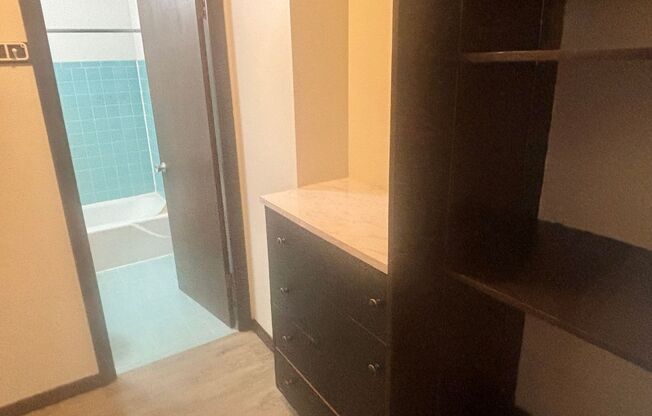 Studio, 1 bath, $695, Unit 504