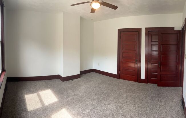Newly Remodeled 2 Bedroom House