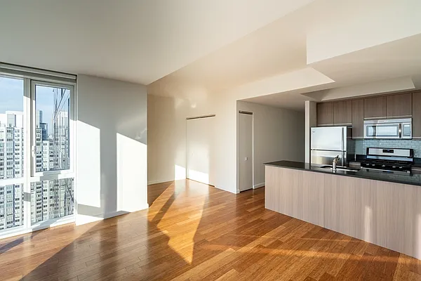 Studio, 1 bath, $3,795, Unit 23G