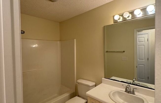 2 beds, 2 baths, $1,550