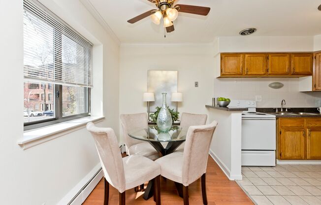 1 bed, 1 bath, $1,450, Unit 301