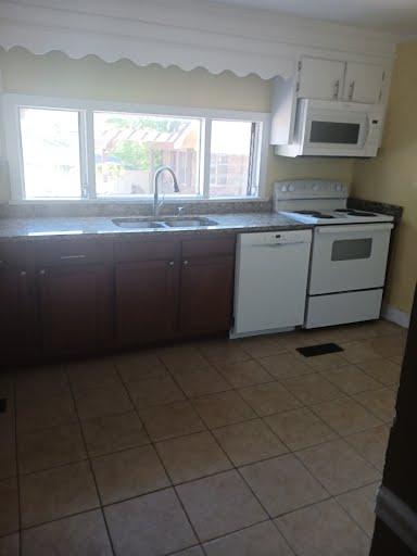 2226 B DELANO DR