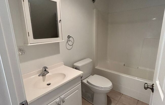 1 bed, 1 bath, $1,950