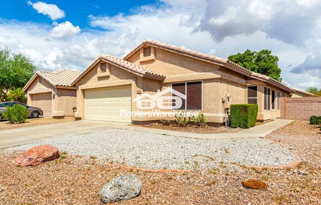 8622 W DAVIS RD