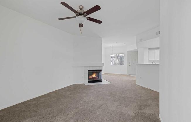 1 bed, 1 bath, 740 sqft, $1,425