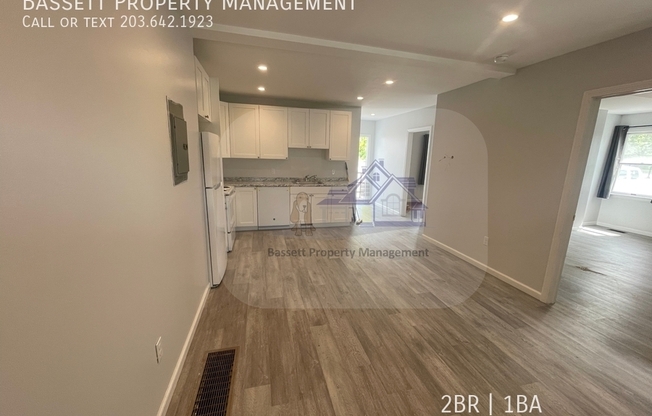 214 MAIN ST