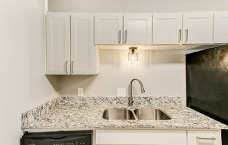 2 beds, 1 bath, 873 sqft, $1,445, Unit 13