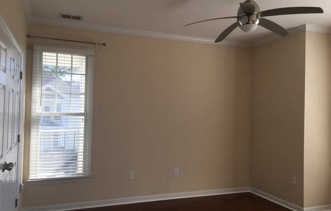 2 beds, 2 baths, $1,550, Unit #301