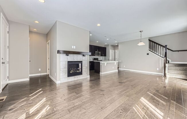 Vibrant 3 Bed 2 1/2 half bath townhouse in Broomfield available 7/1