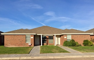 Updated 3/2 duplex in North Lubbock!