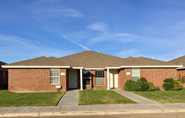 Updated 3/2 duplex in North Lubbock!