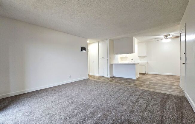 2 beds, 1 bath, 858 sqft, $2,095, Unit 084