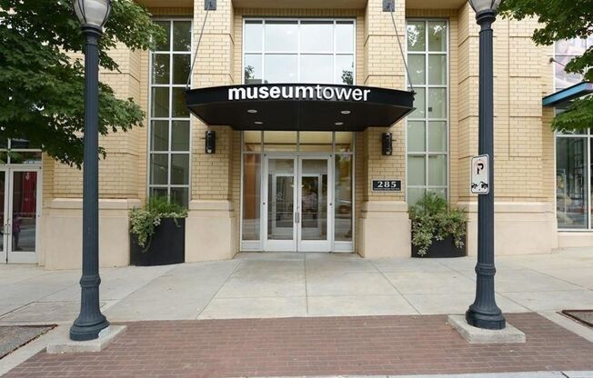 Executive 1 Bedroom / 1 Bath Condo Unit in Atlanta