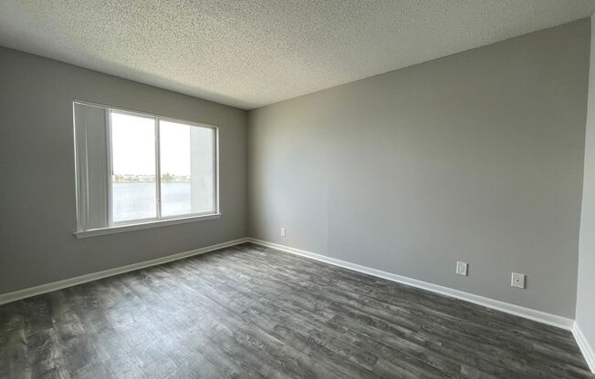 1 bed, 1 bath, $1,175, Unit #207