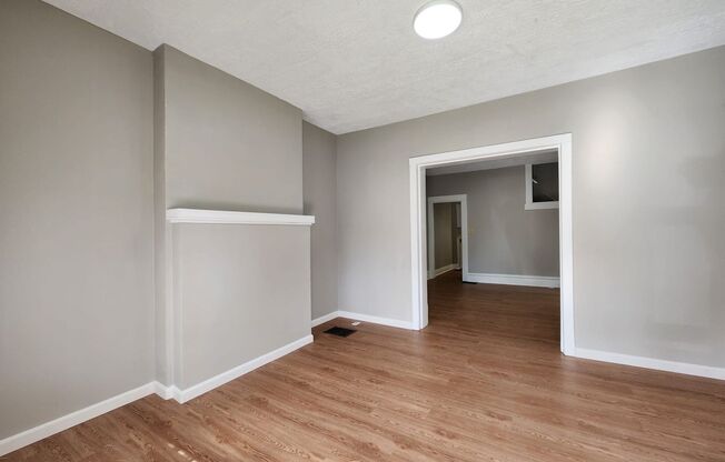 363 Midland Ave