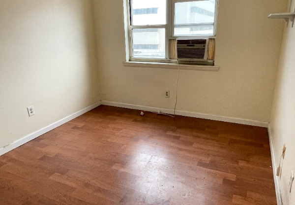 139 N 9 ST