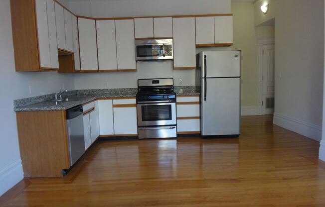 2277 Van Ness Ave.