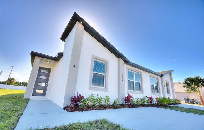 BRAND DUPLEX! Modern, energy efficient home with ALL of the upgrades!