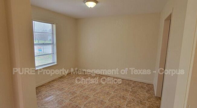 2255 LOMBARDY DR