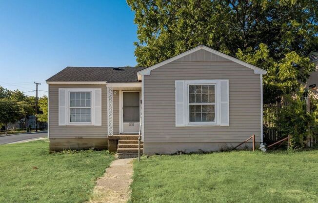 Charming Home in Prime Grand Prairie Location!