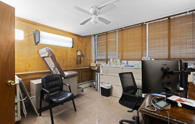 30 SAINT JAMES PL