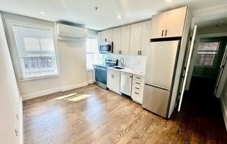 366 HANOVER ST