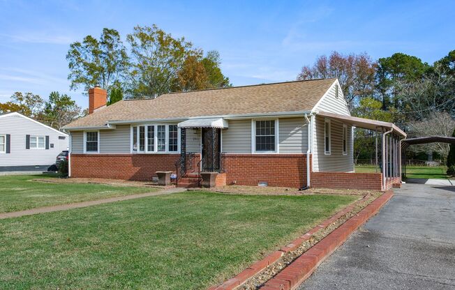 ADORABLE 3 BEDROOM RANCHER WITH LARGE FENCED YARD