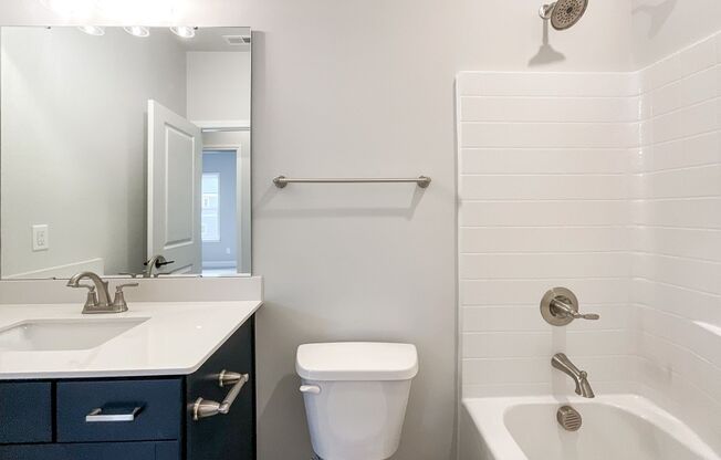 3 beds, 2.5 baths, $2,800