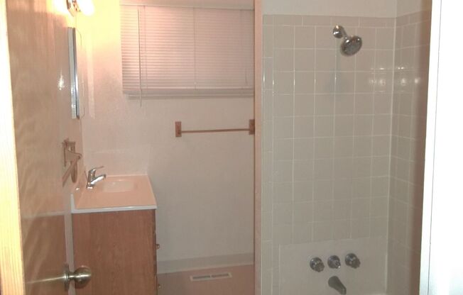 2 beds, 2 baths, $1,850