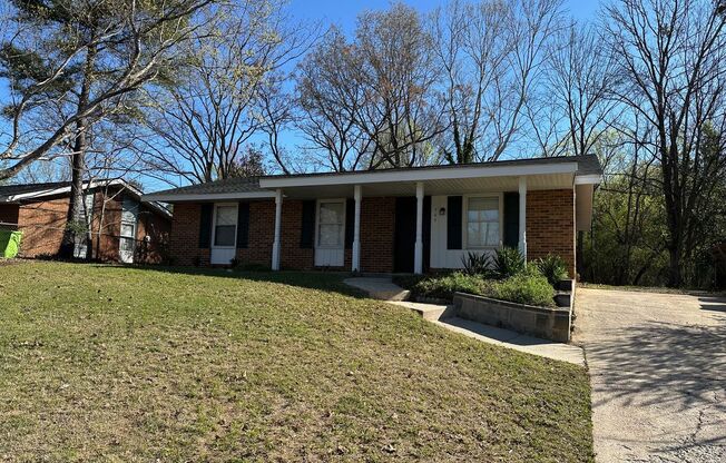 Renovated 3 Bed | 1 Bath House in Raleigh inside the Beltline