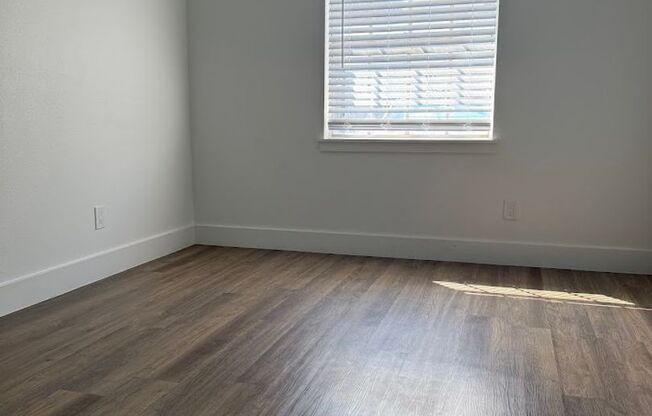 2 beds, 1 bath, 750 sqft, $1,500, Unit K704 - 307 - 105