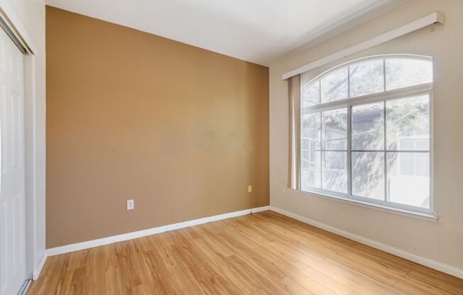 3 beds, 2 baths, $1,750