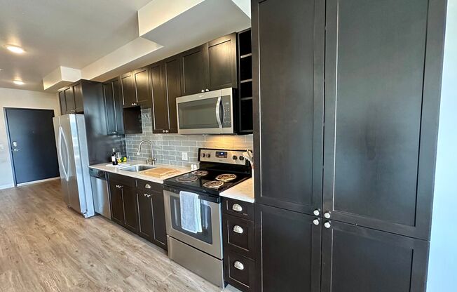 1 bed, 1 bath, 552 sqft, $2,225, Unit Unit 708