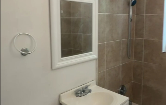 640 (Catalina's properties)