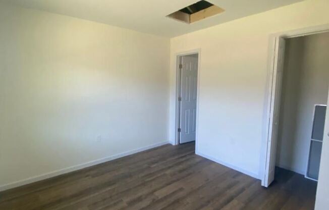 209 8th Ave W