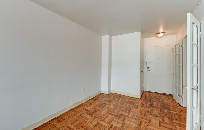 Charming & Bright Junior One Bedroom at River Place North