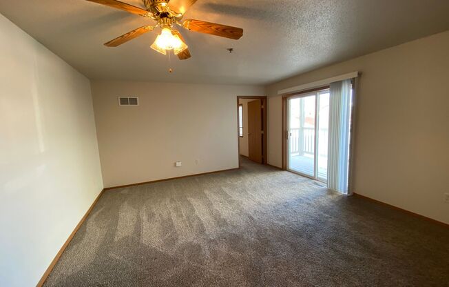 2 beds, 2 baths, 965 sqft, $1,128, Unit 307N