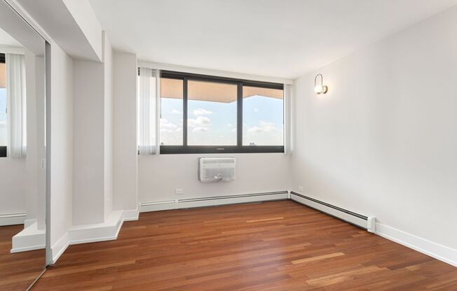 2 beds, 1.5 baths, 976 sqft, $3,000, Unit 20K