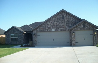 3 beds, 2 baths, $1,995