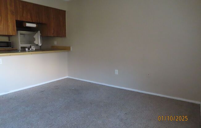 1 bed, 1 bath, $999, Unit # 333