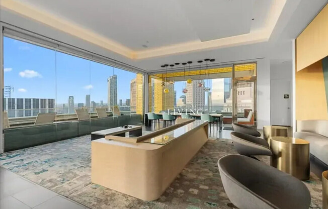 1 bed, 1 bath, 832 sqft, $6,300, Unit 18C
